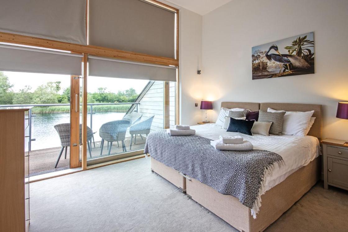 Waters Edge 04, Waterside Lodge P South Cerney Luaran gambar
