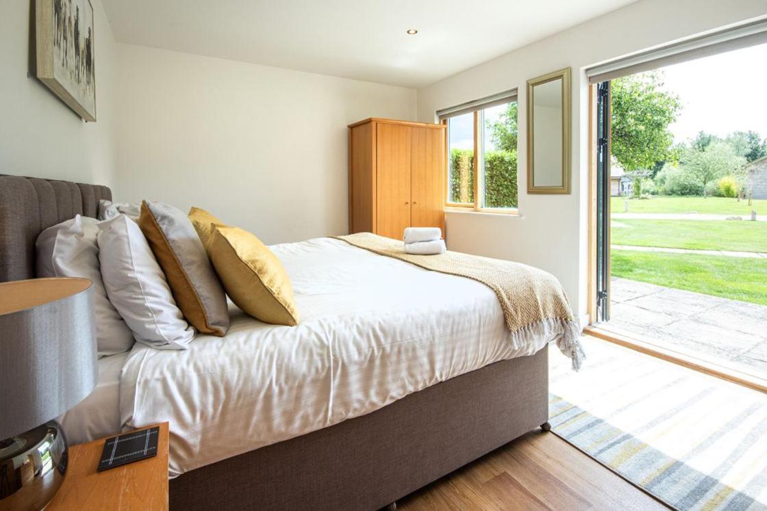 Waters Edge 04, Waterside Lodge P South Cerney Luaran gambar